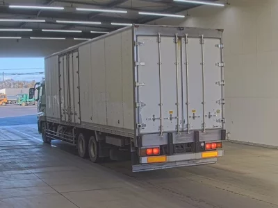 Mitsubishi SUPER GREAT  с аукциона в Японии