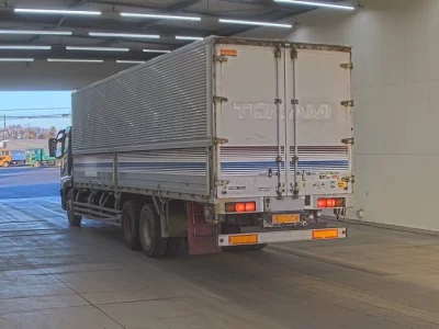 Mitsubishi SUPER GREAT  с аукциона в Японии