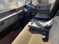 Mitsubishi CANTER лот № 1552 оценка 3  с аукциона в Японии 4