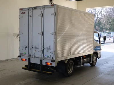 Mitsubishi CANTER  с аукциона в Японии