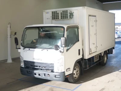 Isuzu ELF