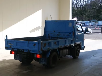 Isuzu ELF  с аукциона в Японии