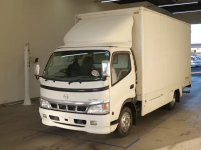 Hino TRUCK