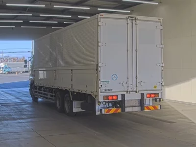 Hino PROFIA  с аукциона в Японии