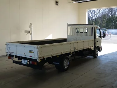 Hino DUTRO  с аукциона в Японии