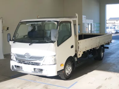 Hino DUTRO  с аукциона в Японии