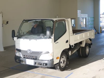 Hino DUTRO  с аукциона в Японии