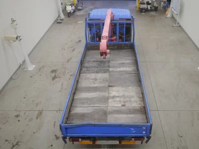 Isuzu ELF  с аукциона в Японии