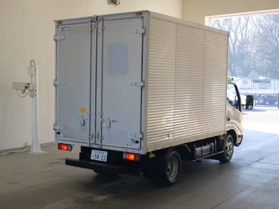 Hino DUTRO  с аукциона в Японии