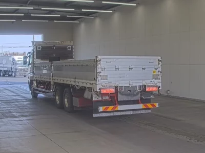 Mitsubishi SUPER GREAT  с аукциона в Японии