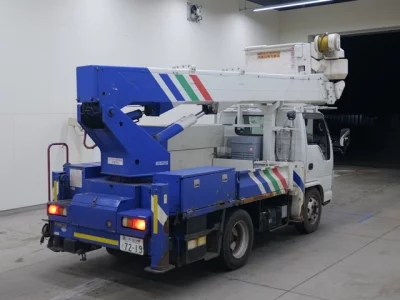 Isuzu ELF  с аукциона в Японии