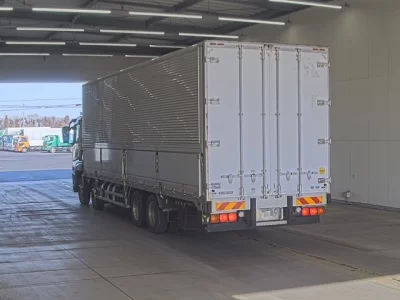 Mitsubishi SUPER GREAT  с аукциона в Японии