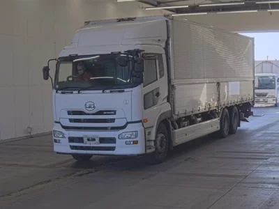 Nissan QUON  с аукциона в Японии