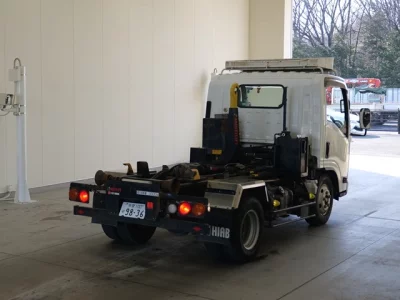 Isuzu ELF  с аукциона в Японии