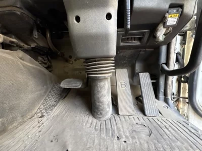 Mitsubishi SUPER GREAT  с аукциона в Японии