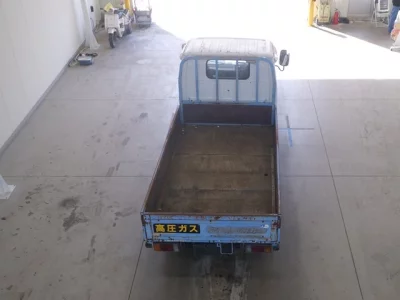 Isuzu ELF  с аукциона в Японии