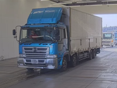 Hino TRUCK
