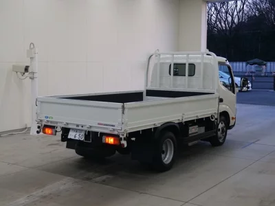 Hino DUTRO  с аукциона в Японии