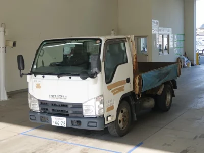 Isuzu ELF  с аукциона в Японии