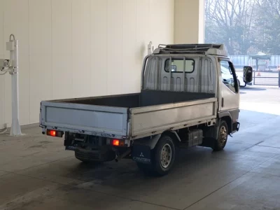 Mitsubishi CANTER  с аукциона в Японии