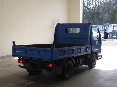Isuzu ELF  с аукциона в Японии