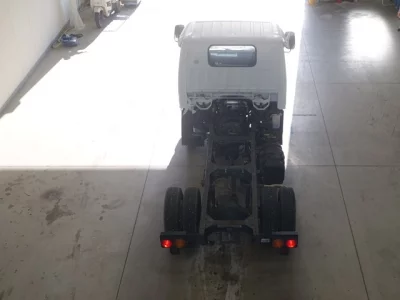 Isuzu ELF  с аукциона в Японии