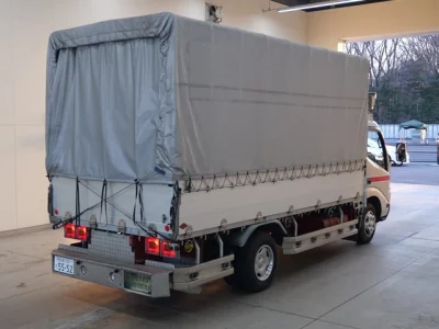 Toyota DYNA  с аукциона в Японии