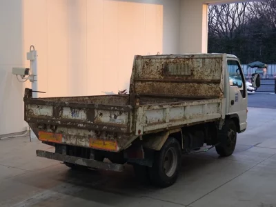 Isuzu ELF  с аукциона в Японии