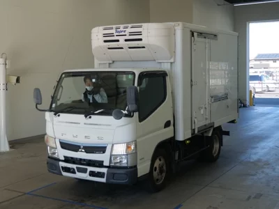 Mitsubishi CANTER  с аукциона в Японии