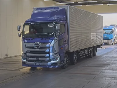 Hino PROFIA  с аукциона в Японии