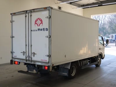 Hino DUTRO  с аукциона в Японии