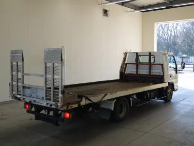 Isuzu ELF  с аукциона в Японии