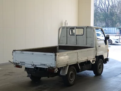 Toyota HIACE TRUCK