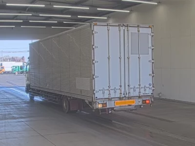 Isuzu FORWARD  с аукциона в Японии