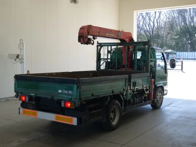 Isuzu ELF  с аукциона в Японии