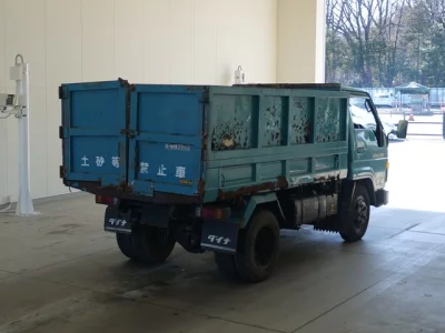 Toyota DYNA  с аукциона в Японии