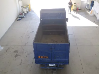 Isuzu ELF  с аукциона в Японии