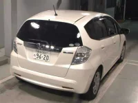 Honda FIT лот № 3003 оценка 3  с аукциона в Японии 4