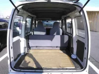 Toyota PIXIS VAN лот № 1098 оценка R  с аукциона в Японии 8