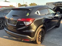 Honda VEZEL лот № 25008 оценка R  с аукциона в Японии 2