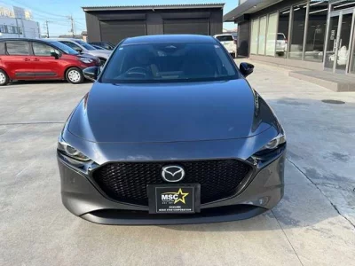 Mazda MAZDA3  с аукциона в Японии