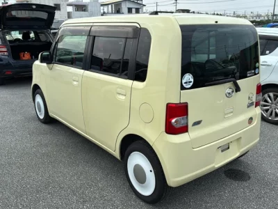 Daihatsu MOVE CONTE