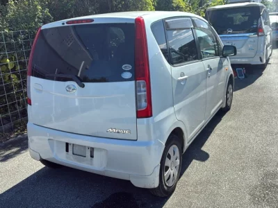 Daihatsu MOVE  с аукциона в Японии