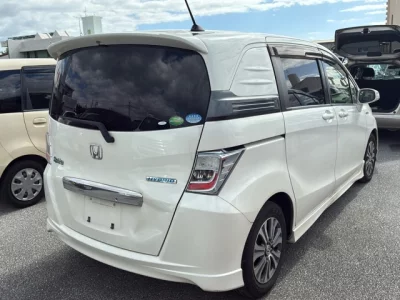 Honda FREED  с аукциона в Японии