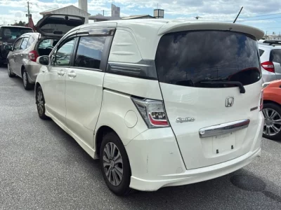 Honda FREED  с аукциона в Японии