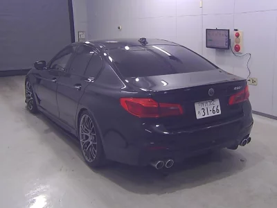 BMW 5-Series  с аукциона в Японии