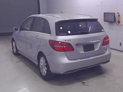 Mercedes-Benz B CLASS