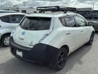 Nissan LEAF лот № 25041 оценка 3.5  с аукциона в Японии 2