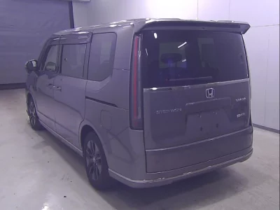 Honda STEP WAGON  с аукциона в Японии