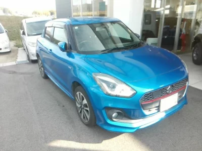 Suzuki SWIFT  с аукциона в Японии
